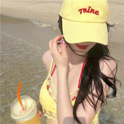 金发奇女 海报